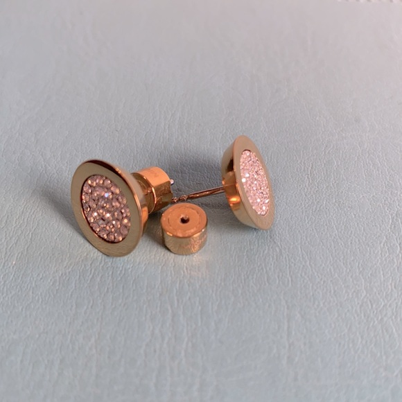 Michael Kors Earrings - Picture 2 of 2